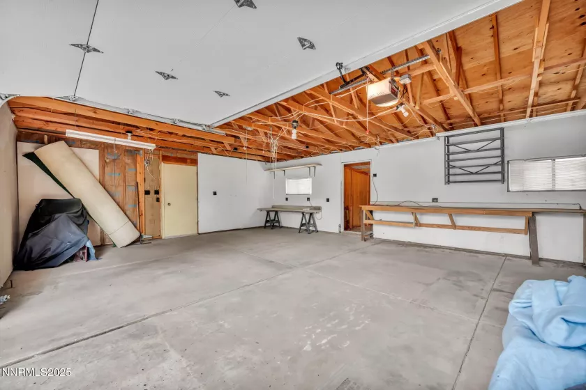 6235 Dutch Flat, Sun Valley, Nevada 89433, 3 Bedrooms Bedrooms, ,2 BathroomsBathrooms,Residential,Residential,Dutch Flat,250055752