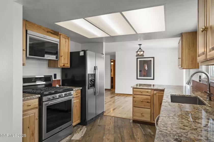 8350 Osage, Reno, Nevada 89508, 3 Bedrooms Bedrooms, ,2 BathroomsBathrooms,Residential,Residential,Osage,250055755