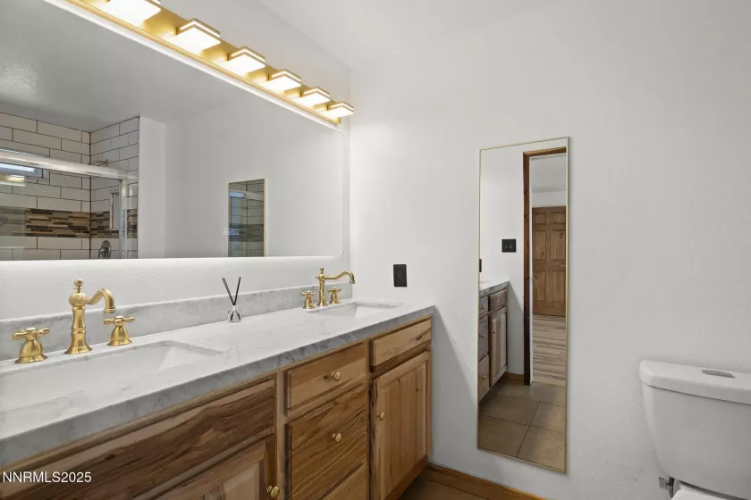 8350 Osage, Reno, Nevada 89508, 3 Bedrooms Bedrooms, ,2 BathroomsBathrooms,Residential,Residential,Osage,250055755