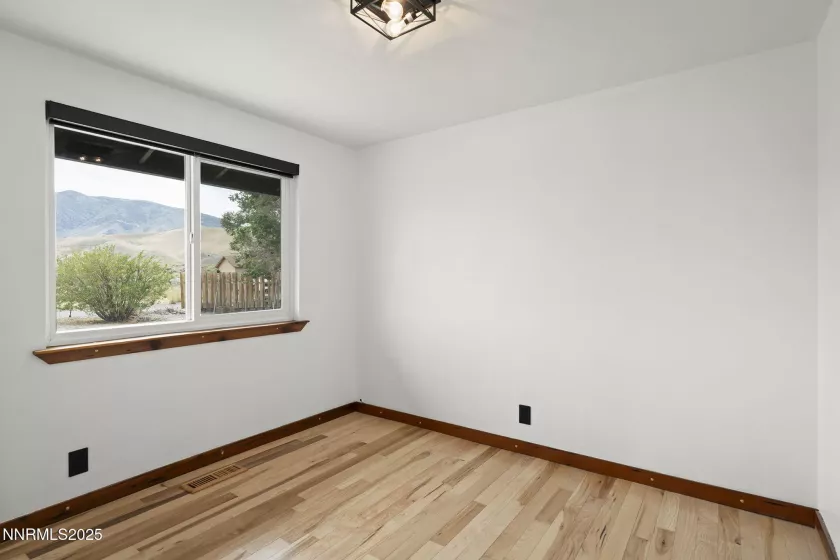 8350 Osage, Reno, Nevada 89508, 3 Bedrooms Bedrooms, ,2 BathroomsBathrooms,Residential,Residential,Osage,250055755