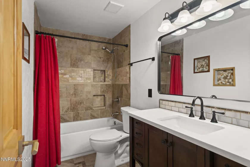 8350 Osage, Reno, Nevada 89508, 3 Bedrooms Bedrooms, ,2 BathroomsBathrooms,Residential,Residential,Osage,250055755