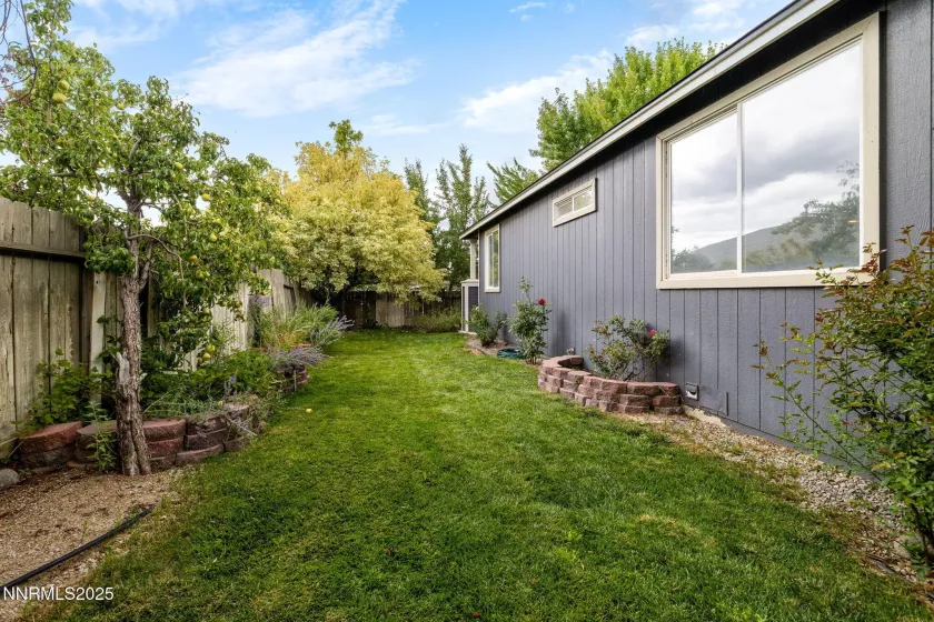 140 Sageglen, Verdi, Nevada 89439, 3 Bedrooms Bedrooms, ,2 BathroomsBathrooms,Residential,Residential,Sageglen,250055754