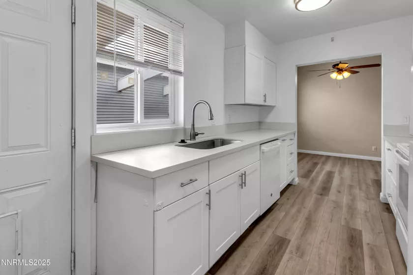 12100 Himalaya, Reno, Nevada 89506, 2 Bedrooms Bedrooms, ,1 BathroomBathrooms,Residential,Residential,Himalaya,250055757