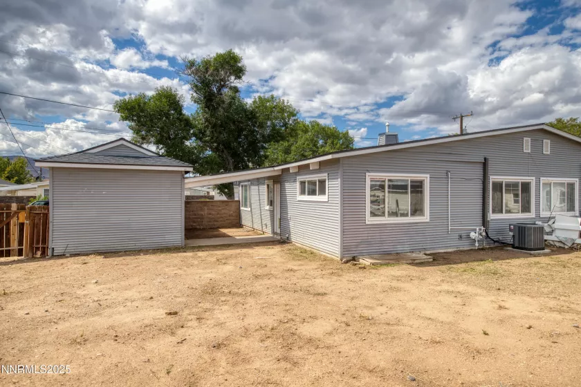 12100 Himalaya, Reno, Nevada 89506, 2 Bedrooms Bedrooms, ,1 BathroomBathrooms,Residential,Residential,Himalaya,250055757