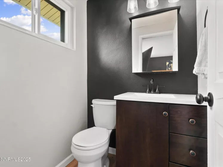 560 Kess, Reno, Nevada 89506, 4 Bedrooms Bedrooms, ,2 BathroomsBathrooms,Residential,Residential,Kess,250055762