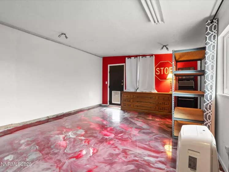 560 Kess, Reno, Nevada 89506, 4 Bedrooms Bedrooms, ,2 BathroomsBathrooms,Residential,Residential,Kess,250055762
