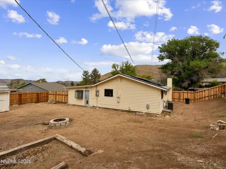560 Kess, Reno, Nevada 89506, 4 Bedrooms Bedrooms, ,2 BathroomsBathrooms,Residential,Residential,Kess,250055762