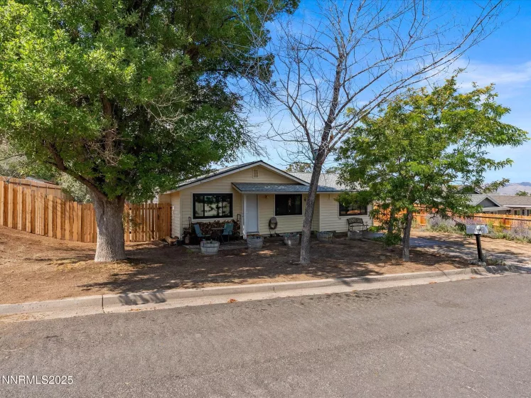 560 Kess, Reno, Nevada 89506, 4 Bedrooms Bedrooms, ,2 BathroomsBathrooms,Residential,Residential,Kess,250055762