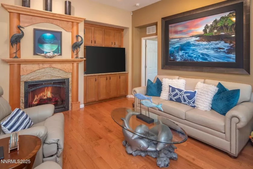 6581 Voyage, Sparks, Nevada 89436, 4 Bedrooms Bedrooms, ,2 BathroomsBathrooms,Residential,Residential,Voyage,250055761