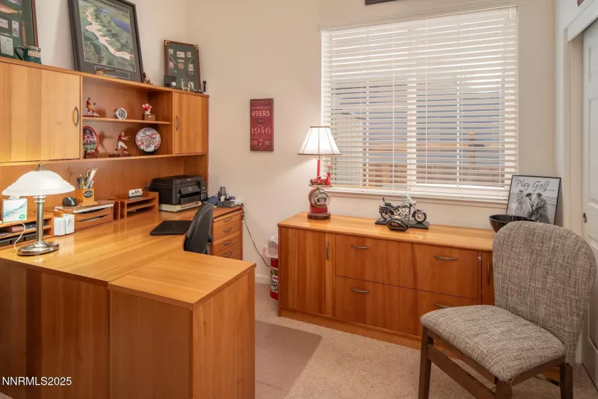 6581 Voyage, Sparks, Nevada 89436, 4 Bedrooms Bedrooms, ,2 BathroomsBathrooms,Residential,Residential,Voyage,250055761