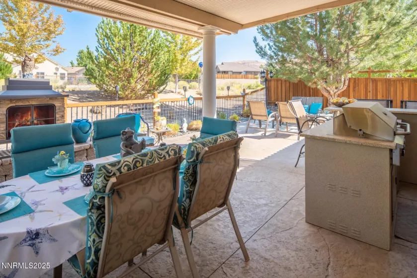 6581 Voyage, Sparks, Nevada 89436, 4 Bedrooms Bedrooms, ,2 BathroomsBathrooms,Residential,Residential,Voyage,250055761