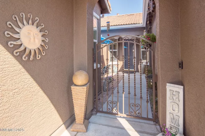 6581 Voyage, Sparks, Nevada 89436, 4 Bedrooms Bedrooms, ,2 BathroomsBathrooms,Residential,Residential,Voyage,250055761