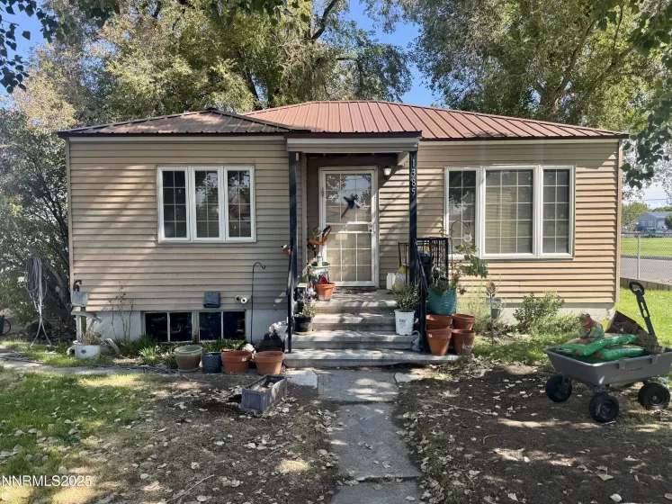 1385 Bridge, Winnemucca, Nevada 89445, 3 Bedrooms Bedrooms, ,1 BathroomBathrooms,Residential,Residential,Bridge,250055763