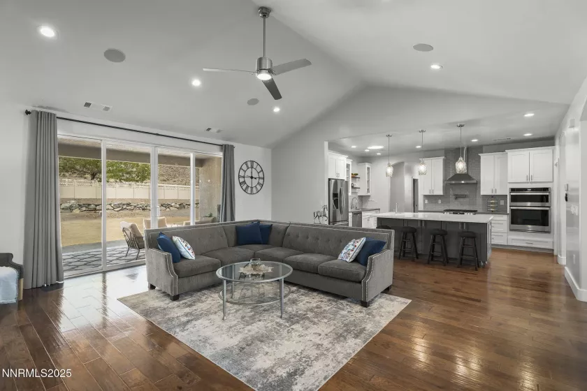 122 Denio, Dayton, Nevada 89403, 5 Bedrooms Bedrooms, ,4 BathroomsBathrooms,Residential,Residential,Denio,250055764