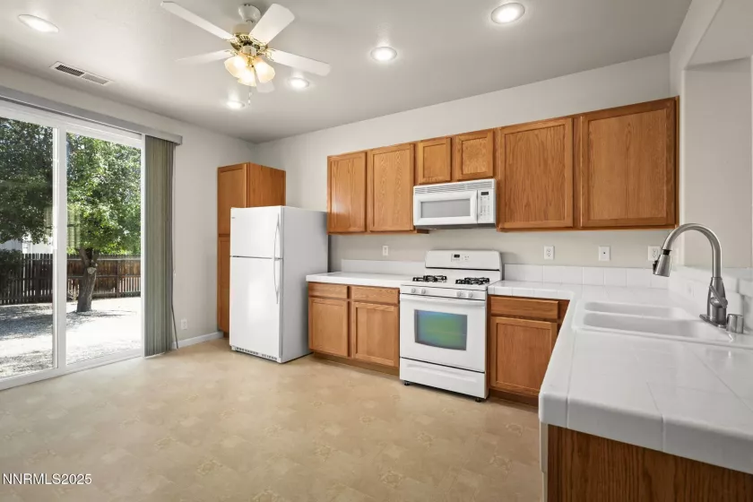 1315 Winnies, Fernley, Nevada 89408, 3 Bedrooms Bedrooms, ,2 BathroomsBathrooms,Residential,Residential,Winnies,250055765