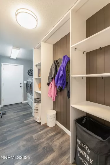 160 Ember, Sparks, Nevada 89436, 3 Bedrooms Bedrooms, ,2 BathroomsBathrooms,Residential,Residential,Ember,250055766