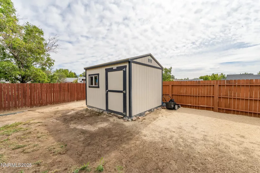 160 Ember, Sparks, Nevada 89436, 3 Bedrooms Bedrooms, ,2 BathroomsBathrooms,Residential,Residential,Ember,250055766