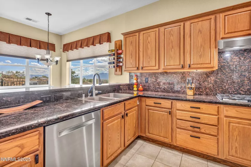 1688 Chiquita, Minden, Nevada 89423, 4 Bedrooms Bedrooms, ,4 BathroomsBathrooms,Residential,Residential,Chiquita,250055767