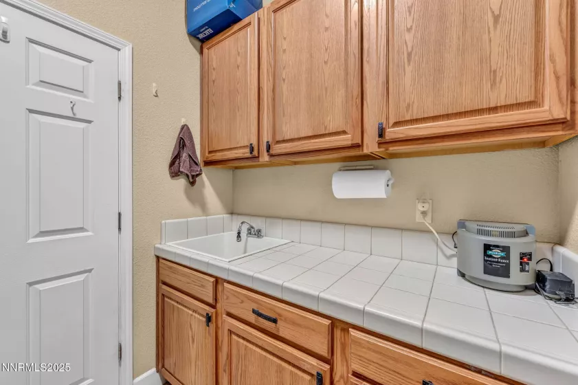 1688 Chiquita, Minden, Nevada 89423, 4 Bedrooms Bedrooms, ,4 BathroomsBathrooms,Residential,Residential,Chiquita,250055767