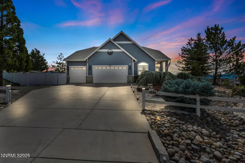 1688 Chiquita, Minden, Nevada 89423, 4 Bedrooms Bedrooms, ,4 BathroomsBathrooms,Residential,Residential,Chiquita,250055767