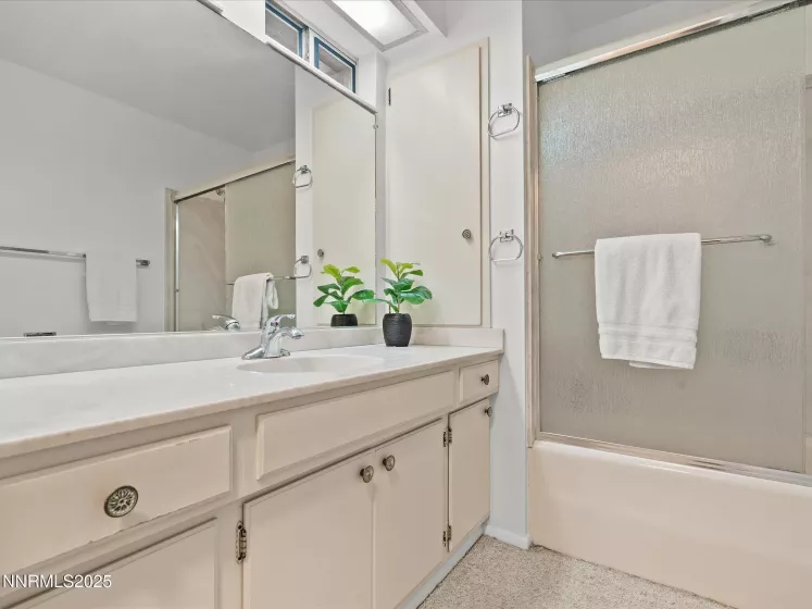 3175 Idlewild, Reno, Nevada 89509, 4 Bedrooms Bedrooms, ,3 BathroomsBathrooms,Residential,Residential,Idlewild,250055771