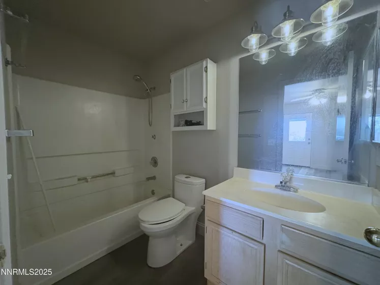 6270 Chinook, Sun Valley, Nevada 89433, 3 Bedrooms Bedrooms, ,2 BathroomsBathrooms,Residential,Residential,Chinook,250055773