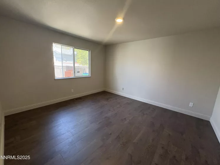 6270 Chinook, Sun Valley, Nevada 89433, 3 Bedrooms Bedrooms, ,2 BathroomsBathrooms,Residential,Residential,Chinook,250055773