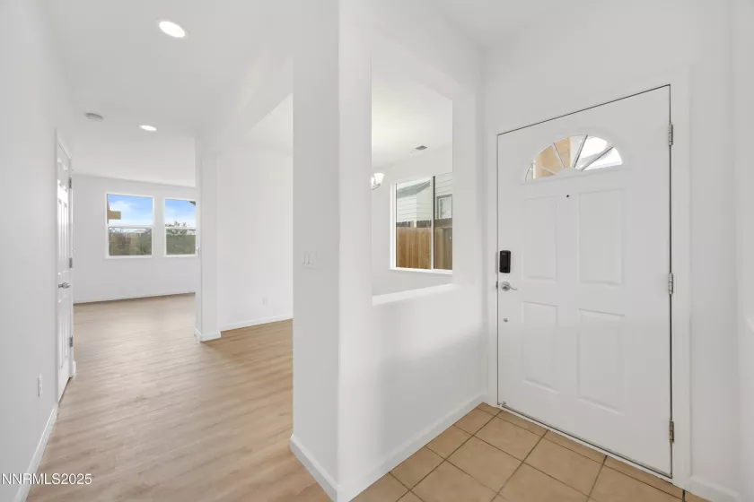 1255 Silver Crest, Reno, Nevada 89523, 4 Bedrooms Bedrooms, ,3 BathroomsBathrooms,Residential,Residential,Silver Crest,250055776