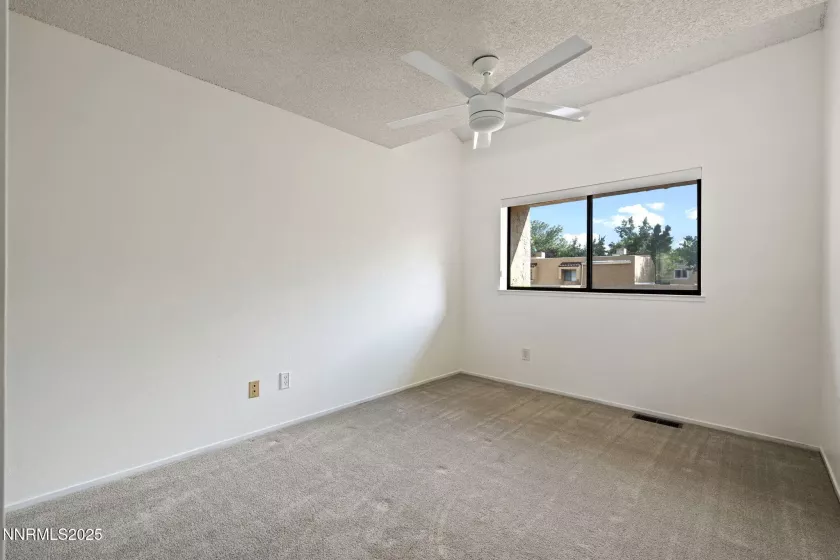 8820 Dixon, Reno, Nevada 89511, 3 Bedrooms Bedrooms, ,2 BathroomsBathrooms,Residential,Residential,Dixon,250055778