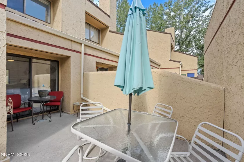 8820 Dixon, Reno, Nevada 89511, 3 Bedrooms Bedrooms, ,2 BathroomsBathrooms,Residential,Residential,Dixon,250055778