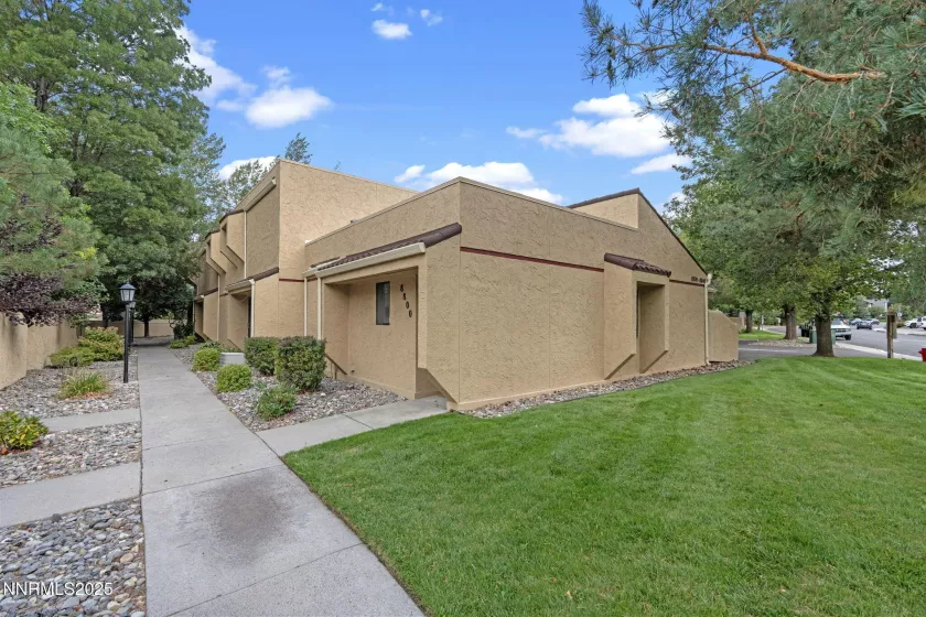 8820 Dixon, Reno, Nevada 89511, 3 Bedrooms Bedrooms, ,2 BathroomsBathrooms,Residential,Residential,Dixon,250055778