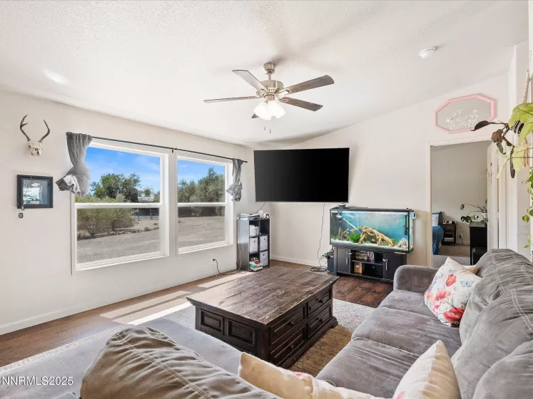 2590 5th, Silver Springs, Nevada 89429, 3 Bedrooms Bedrooms, ,2 BathroomsBathrooms,Residential,Residential,5th,250055780