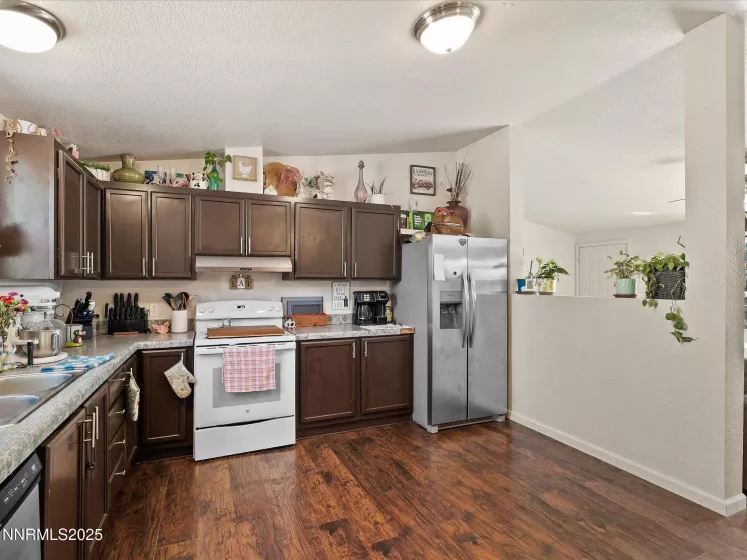 2590 5th, Silver Springs, Nevada 89429, 3 Bedrooms Bedrooms, ,2 BathroomsBathrooms,Residential,Residential,5th,250055780