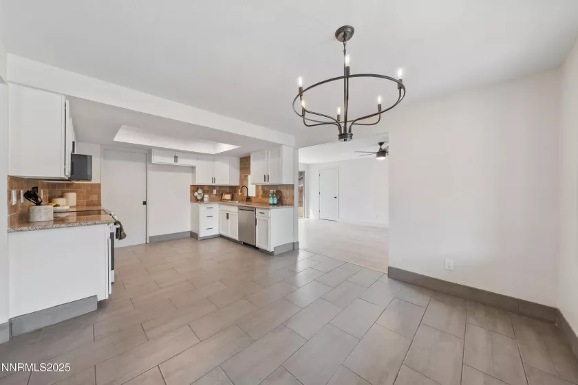 2865 Patrice, Sparks, Nevada 89431, 4 Bedrooms Bedrooms, ,2 BathroomsBathrooms,Residential,Residential,Patrice,250055777