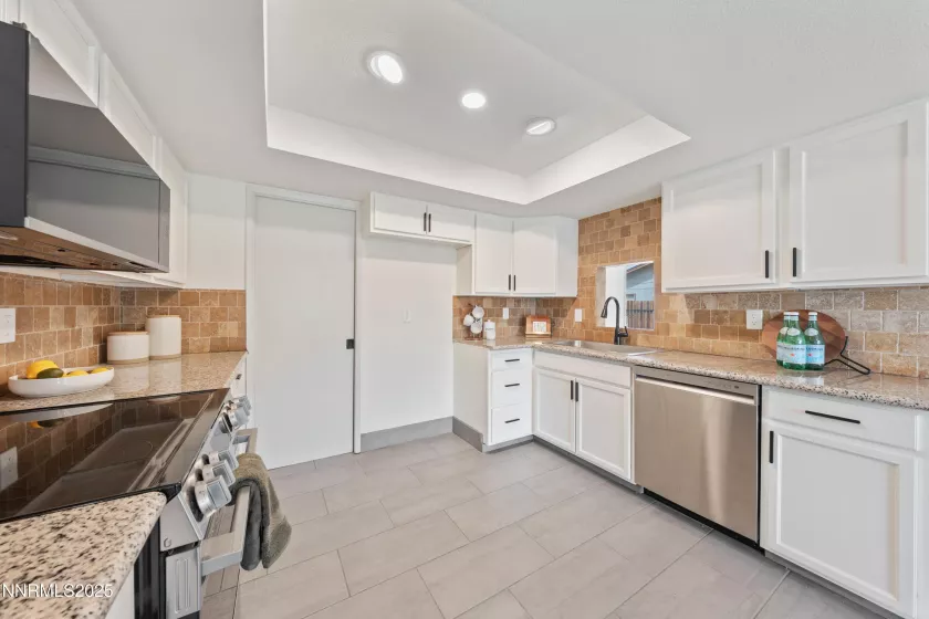 2865 Patrice, Sparks, Nevada 89431, 4 Bedrooms Bedrooms, ,2 BathroomsBathrooms,Residential,Residential,Patrice,250055777