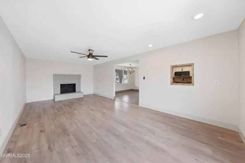 2865 Patrice, Sparks, Nevada 89431, 4 Bedrooms Bedrooms, ,2 BathroomsBathrooms,Residential,Residential,Patrice,250055777