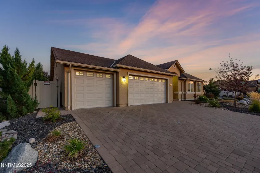 2174 Cecile, Reno, Nevada 89521, 4 Bedrooms Bedrooms, ,2 BathroomsBathrooms,Residential,Residential,Cecile,250055788