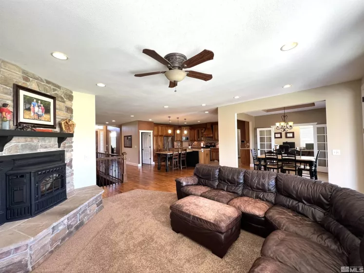 360 Jillian, Battle Mountain, Nevada 89820, 6 Bedrooms Bedrooms, ,6 BathroomsBathrooms,Residential,Residential,Jillian,240006352