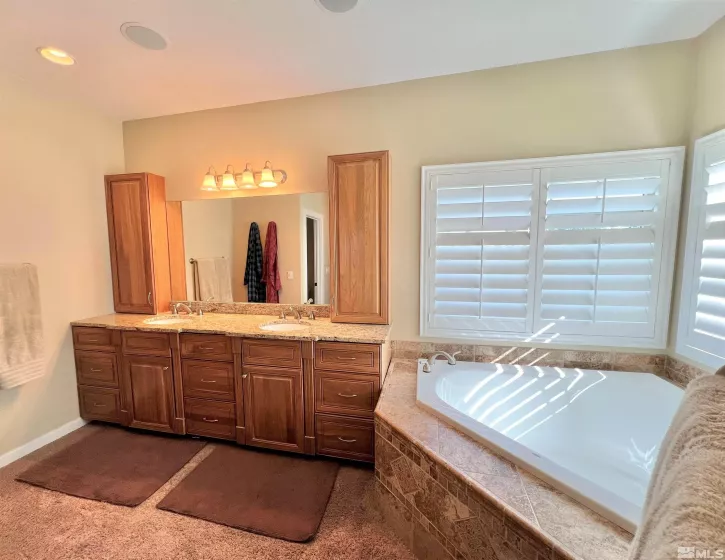 360 Jillian, Battle Mountain, Nevada 89820, 6 Bedrooms Bedrooms, ,6 BathroomsBathrooms,Residential,Residential,Jillian,240006352