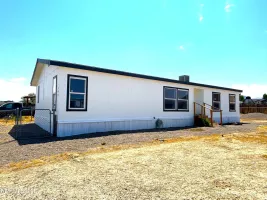 102 Bastian, Battle Mountain, Nevada 89820, 3 Bedrooms Bedrooms, ,2 BathroomsBathrooms,Residential,Residential,Bastian,250053224