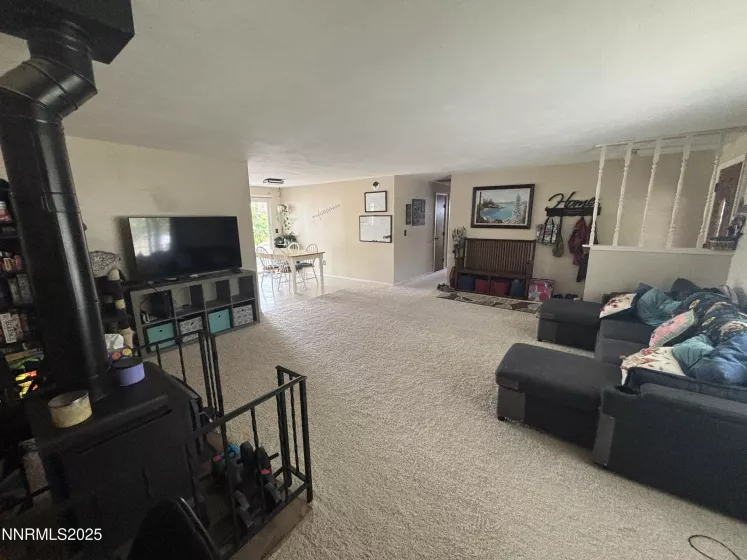 1459 Langley, Gardnerville, Nevada 89460, 4 Bedrooms Bedrooms, ,2 BathroomsBathrooms,Residential,Residential,Langley,250055790