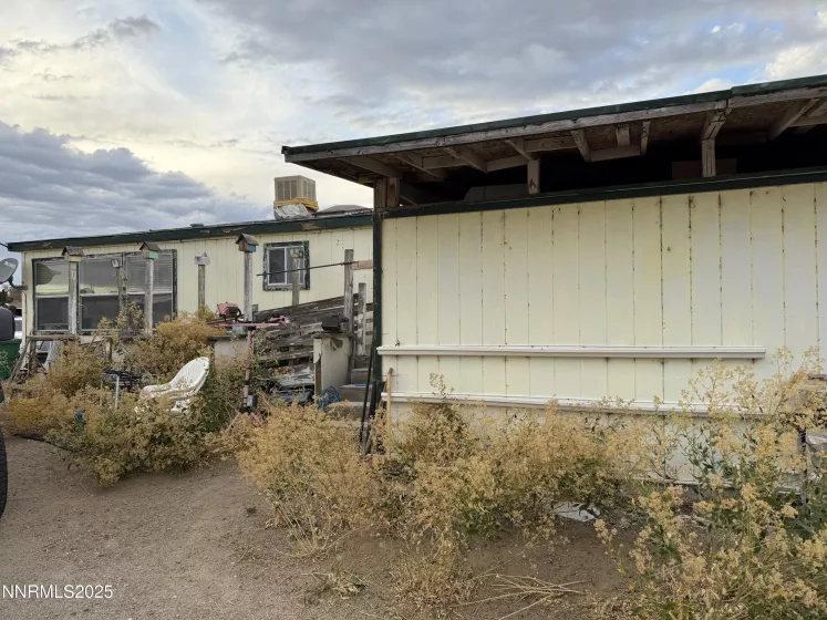 140 Shane, Reno, Nevada 89506, 3 Bedrooms Bedrooms, ,2 BathroomsBathrooms,Residential,Residential,Shane,250055792