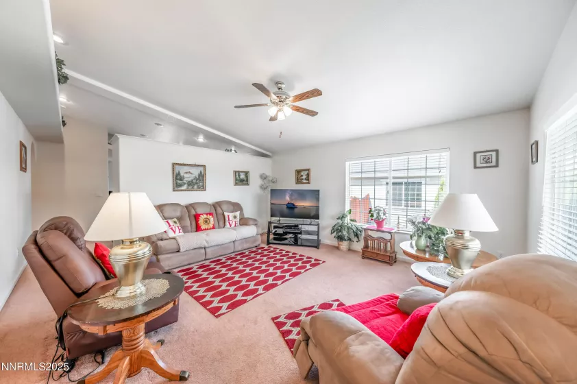 17640 Lake Powell, Reno, Nevada 89508, 3 Bedrooms Bedrooms, ,2 BathroomsBathrooms,Residential,Residential,Lake Powell,250055793