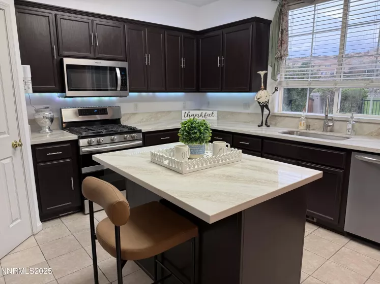 2594 San Remo, Sparks, Nevada 89434, 4 Bedrooms Bedrooms, ,3 BathroomsBathrooms,Residential,Residential,San Remo,250055796