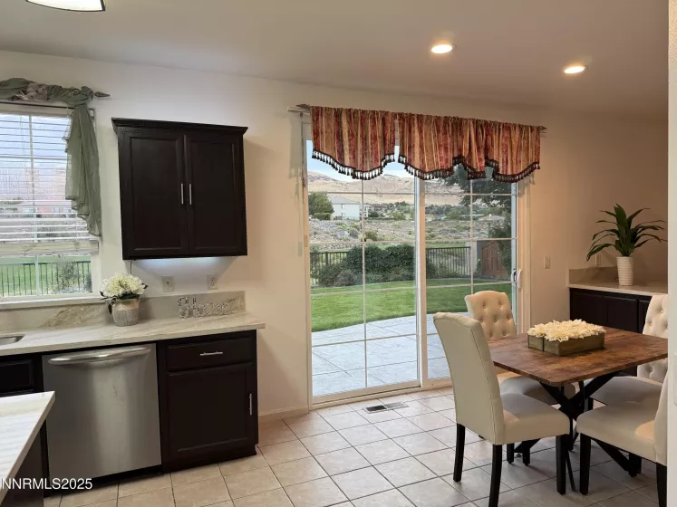 2594 San Remo, Sparks, Nevada 89434, 4 Bedrooms Bedrooms, ,3 BathroomsBathrooms,Residential,Residential,San Remo,250055796