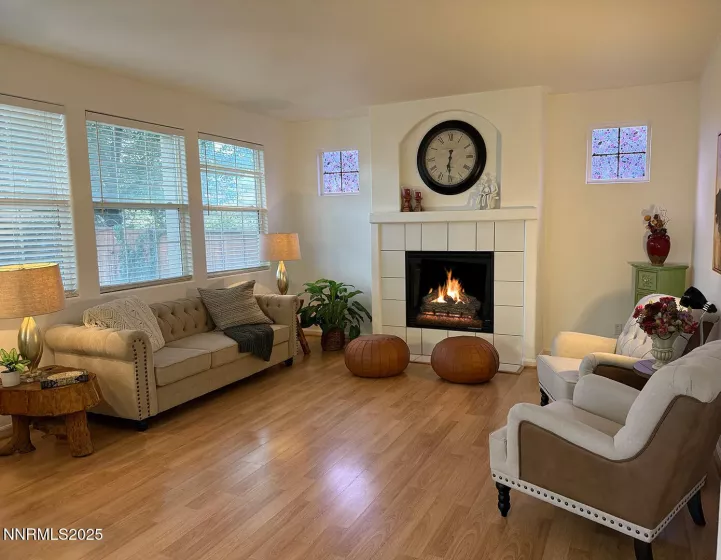 2594 San Remo, Sparks, Nevada 89434, 4 Bedrooms Bedrooms, ,3 BathroomsBathrooms,Residential,Residential,San Remo,250055796