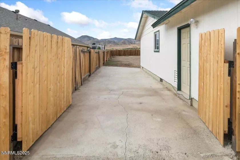 2203 Kadden, Dayton, Nevada 89403, 3 Bedrooms Bedrooms, ,2 BathroomsBathrooms,Residential,Residential,Kadden,250055795