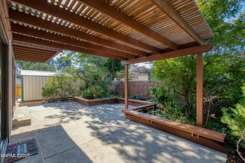 560 Putnam, Reno, Nevada 89503, 4 Bedrooms Bedrooms, ,3 BathroomsBathrooms,Residential,Residential,Putnam,250055798