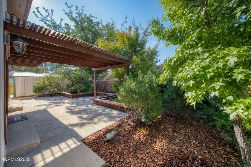 560 Putnam, Reno, Nevada 89503, 4 Bedrooms Bedrooms, ,3 BathroomsBathrooms,Residential,Residential,Putnam,250055798