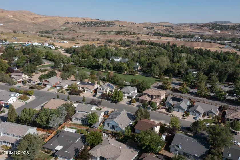 560 Putnam, Reno, Nevada 89503, 4 Bedrooms Bedrooms, ,3 BathroomsBathrooms,Residential,Residential,Putnam,250055798